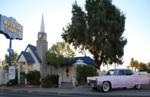 storybook-wedding-chapel